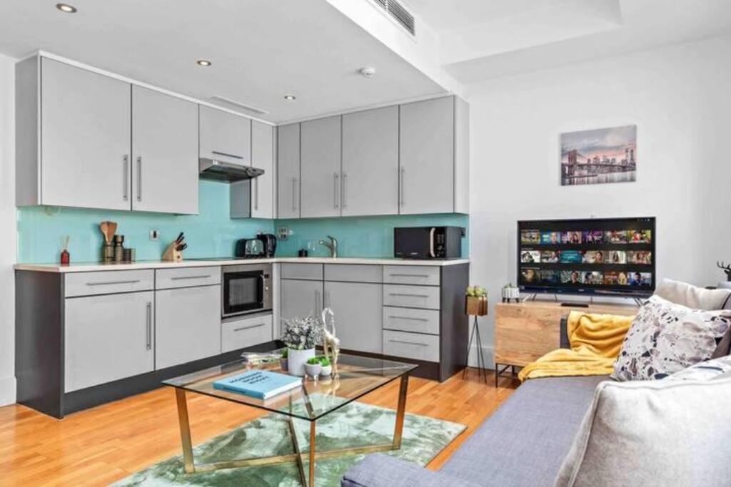 Apartmán Luxe Living Near Piccadilly Hy11 Londýn Exteriér fotografie